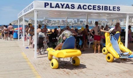 plage benidorm fauteuil roulant